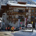 Hotel Kaiserhof Kitzbuehel, 4 Sterne Superior 4*