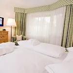 Kaiserhof Kitzbuehel, 4 Sterne Superior Hotel 4*