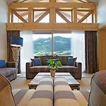Kaiserhof Kitzbuehel, 4 Sterne Superior Hotel 4*