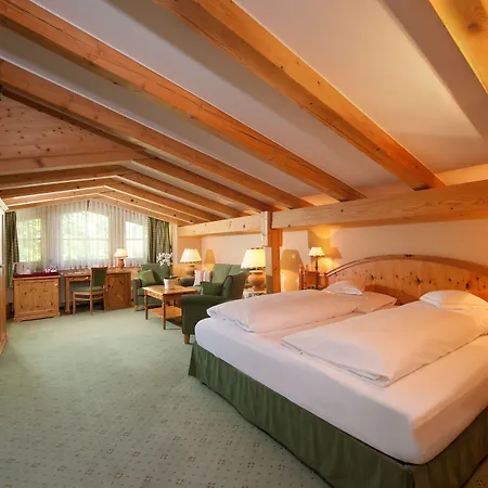 Kaiserhof Kitzbuehel, 4 Sterne Superior Otel Kitzbühel