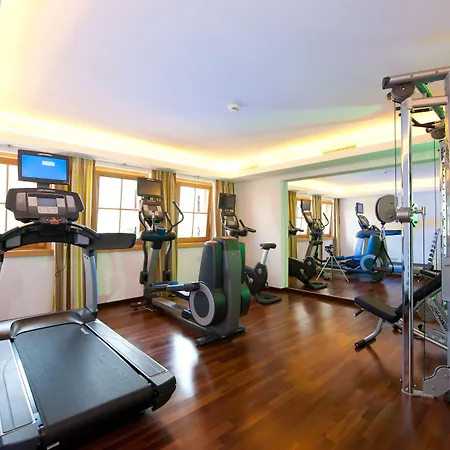 Kaiserhof Kitzbuehel, 4 Sterne Superior Hotel 4*